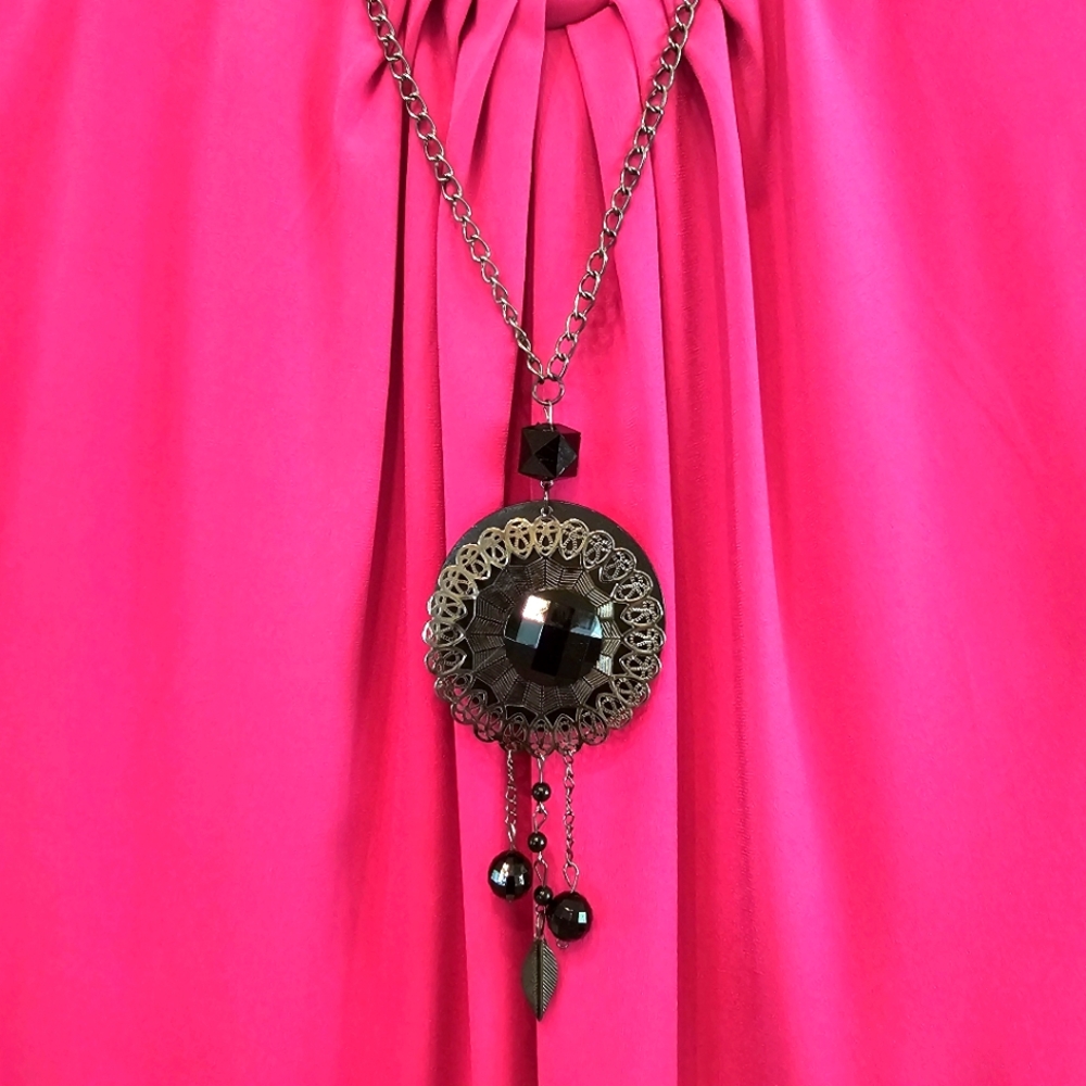 Jewelry Costume Necklace Medallion with Dangles - Picture 2 of 5